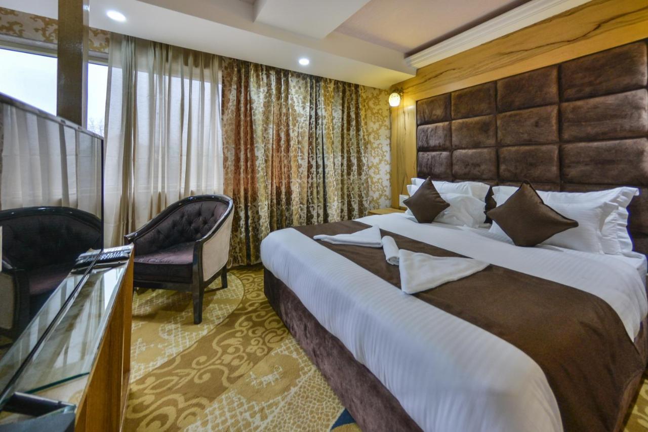 Hotel The Montreal Telbal エクステリア 写真