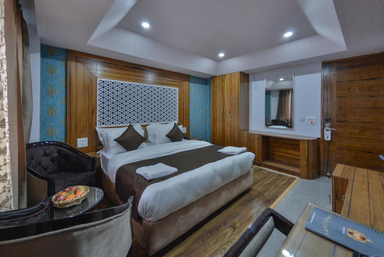 Hotel The Montreal Telbal エクステリア 写真