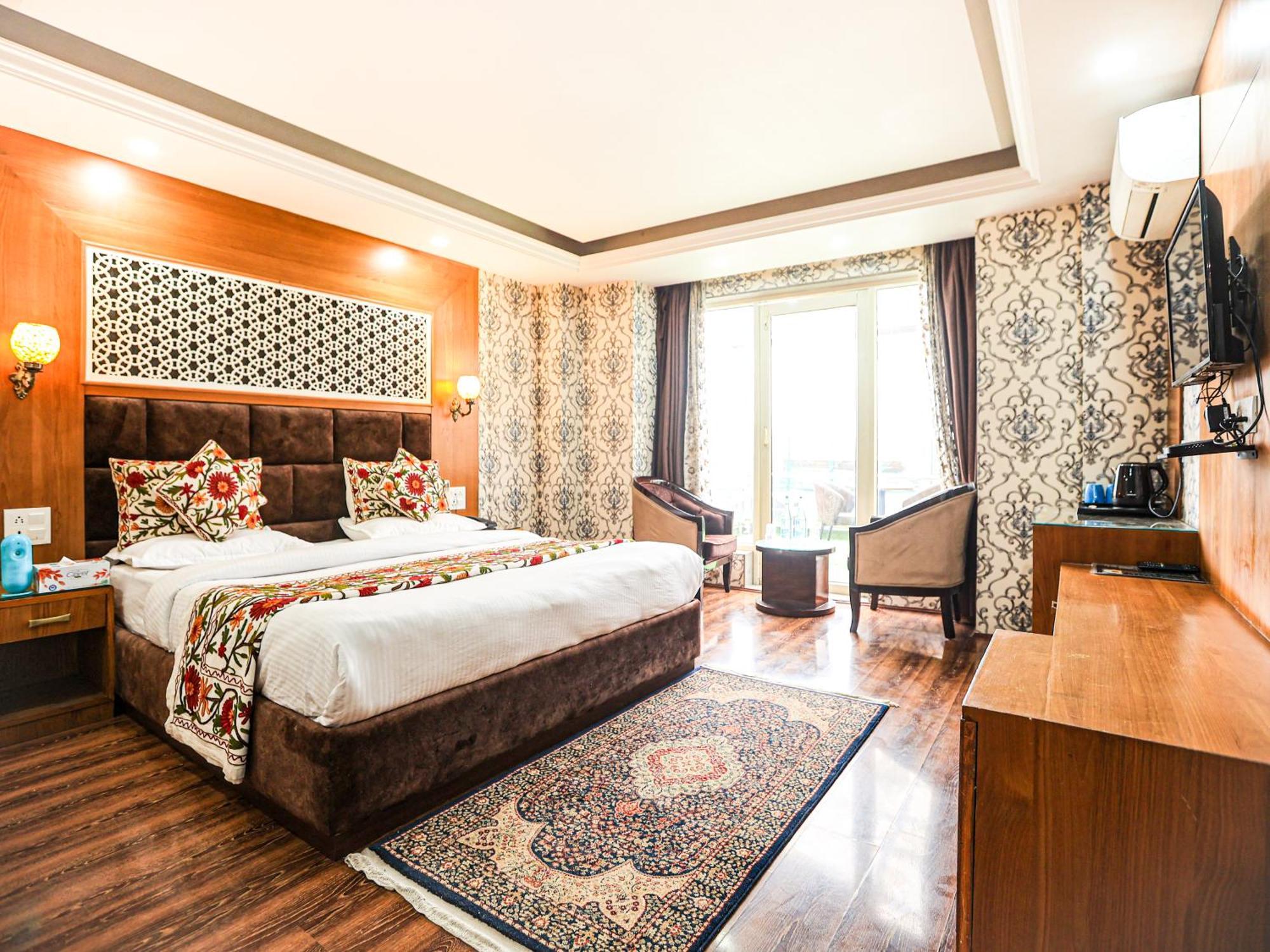 Hotel The Montreal Telbal エクステリア 写真