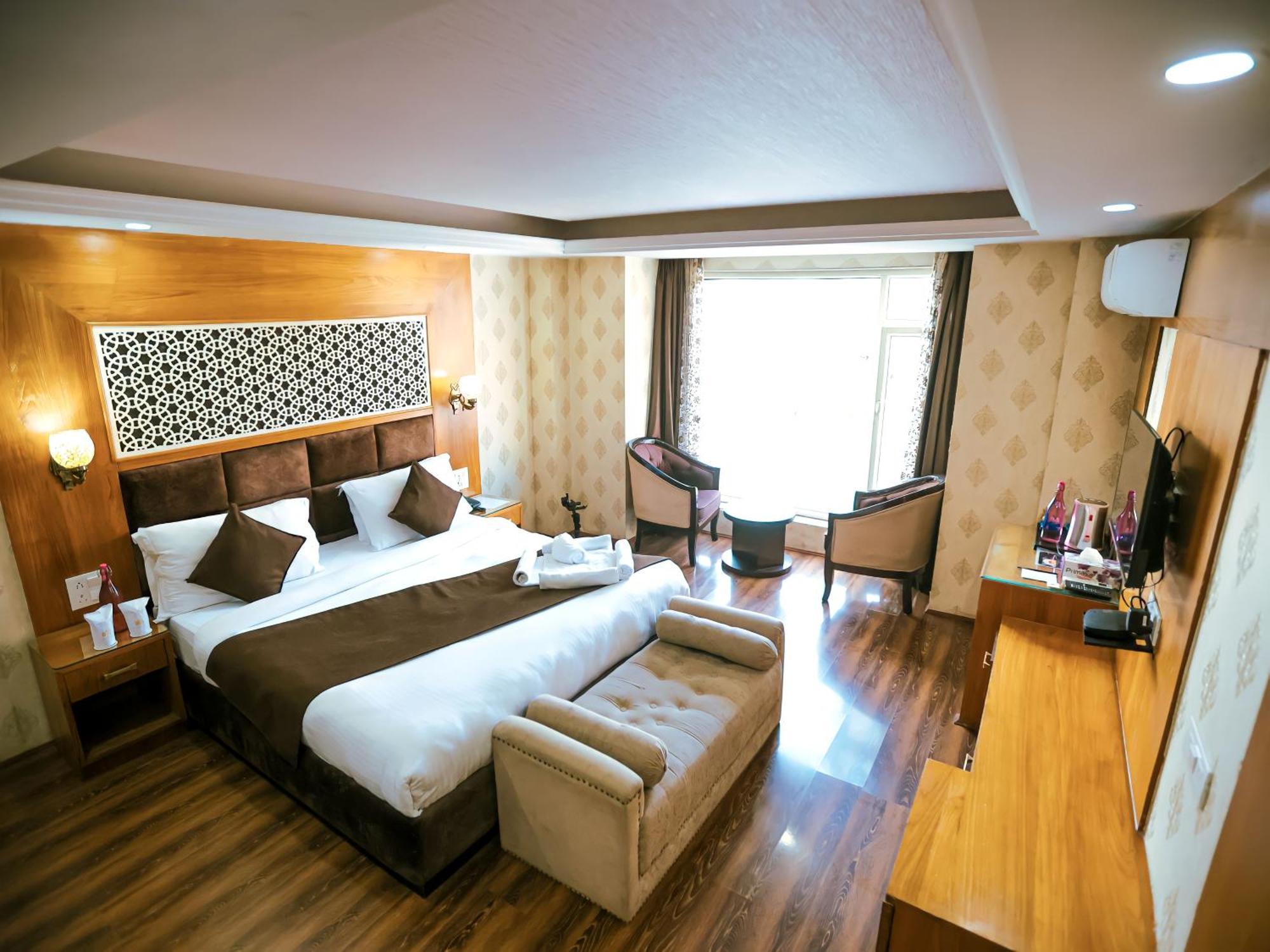 Hotel The Montreal Telbal エクステリア 写真