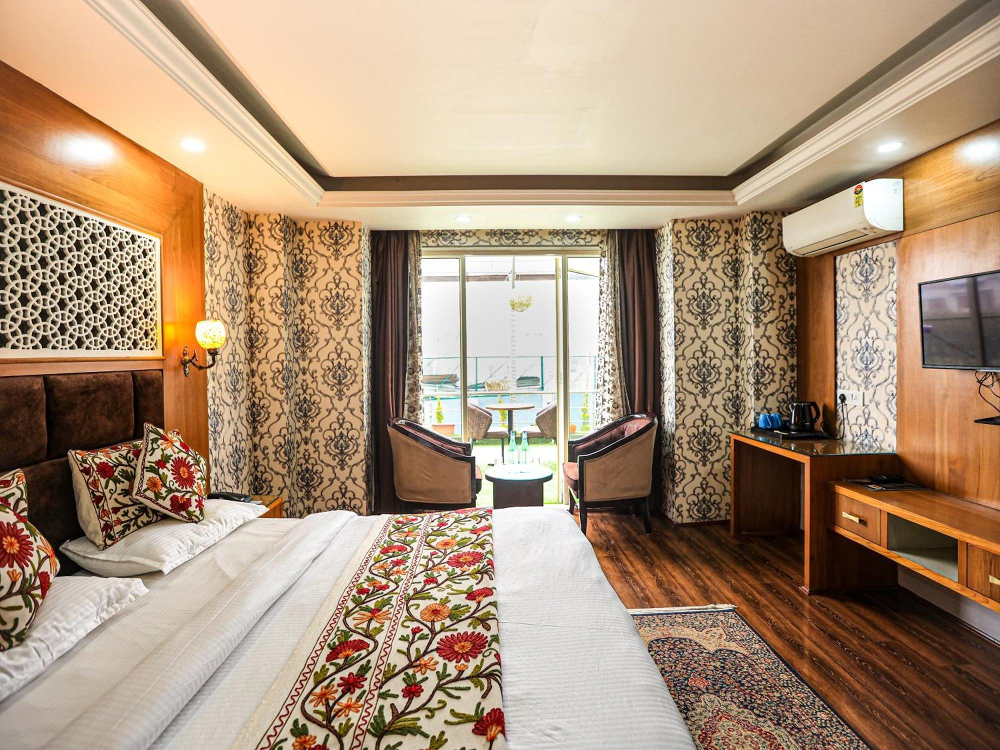 Hotel The Montreal Telbal エクステリア 写真