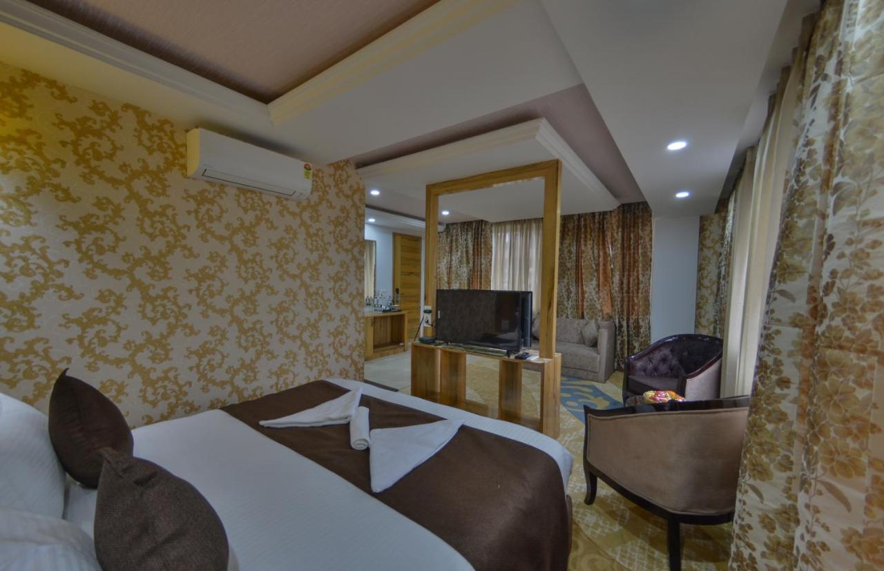 Hotel The Montreal Telbal エクステリア 写真